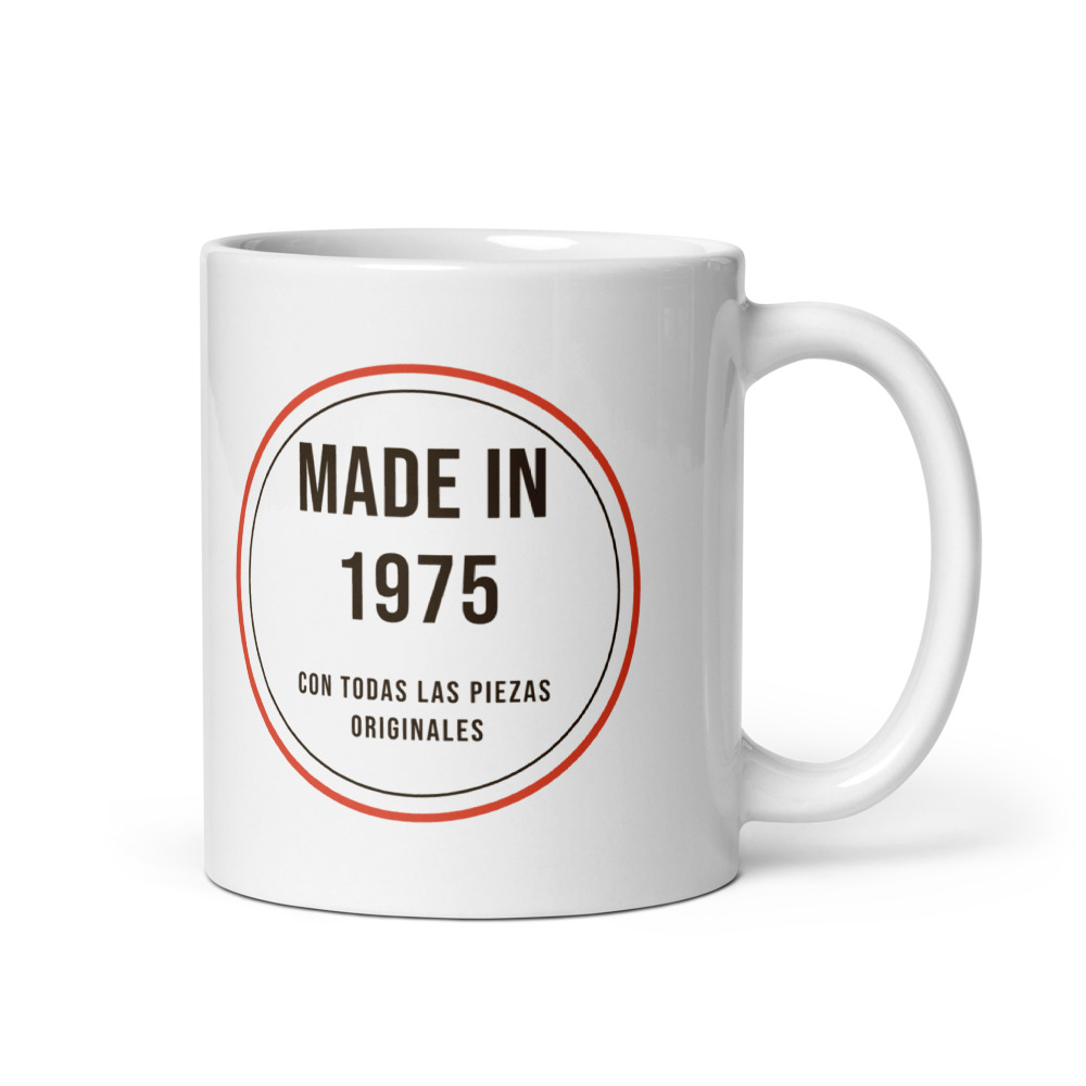 Taza Made in 1975 con todas las piezas originales